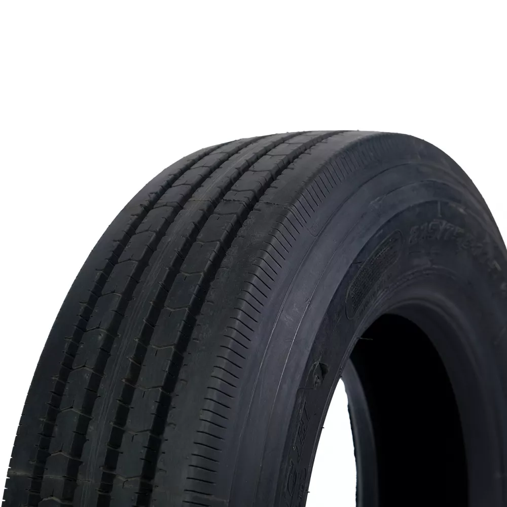 Грузовая шина 215/75 R17,5 Long March LM-216 16PR в Кирове