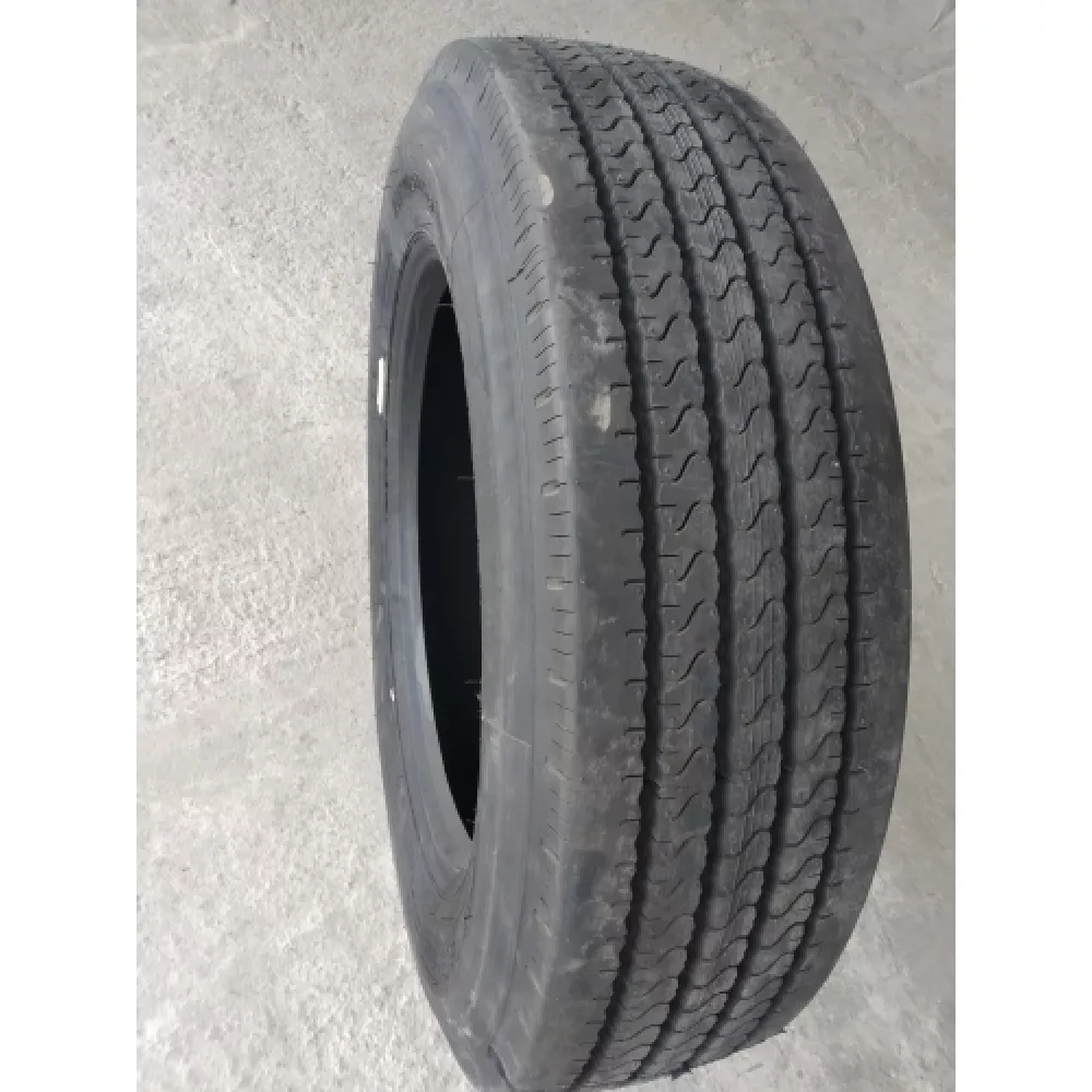 Грузовая шина 255/70 R22,5 Long March LM-120 16PR в Кирове